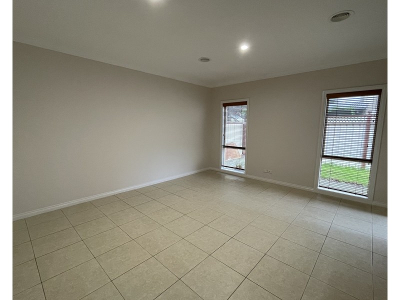 3/42 Blyth Street, Altona VIC 3018