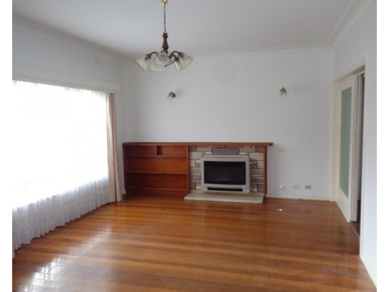 128 Maidstone Street, Altona VIC 3018