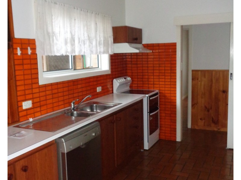 128 Maidstone Street, Altona VIC 3018