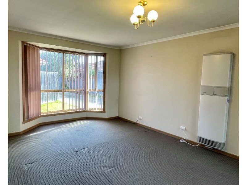 2/12 Delahunty Court, Altona Meadows VIC 3028