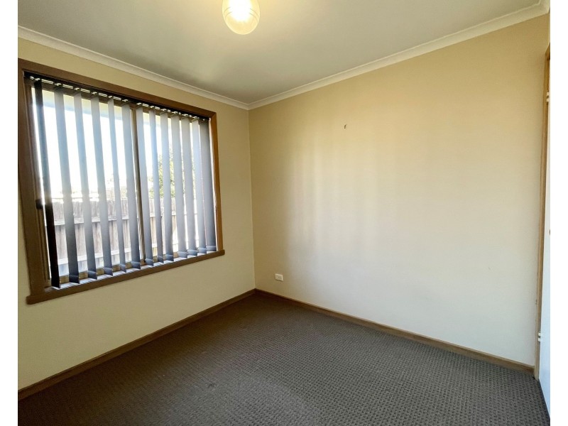 2/12 Delahunty Court, Altona Meadows VIC 3028