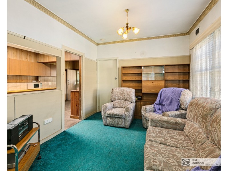 18 Primula Avenue, Brooklyn VIC 3012