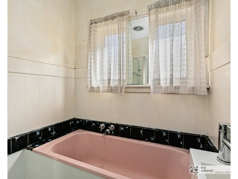 18 Primula Avenue, Brooklyn VIC 3012