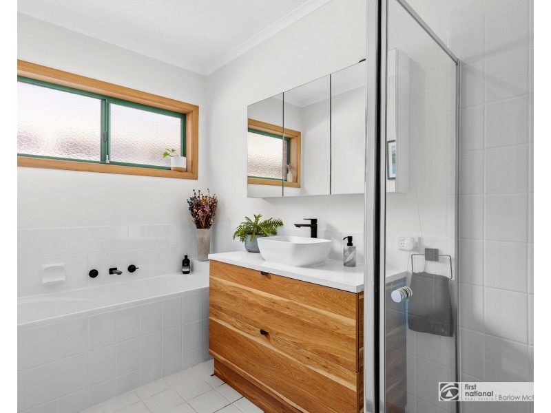 32b Railway Street South, Altona VIC 3018