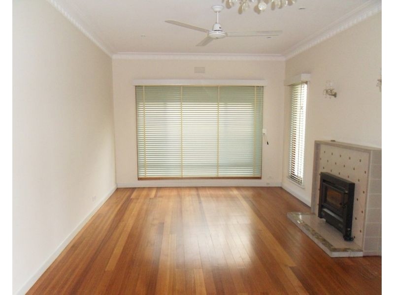 94D Blyth Street, Altona VIC 3018