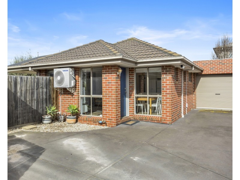 4/9-11 Hall Avenue, Altona Meadows VIC 3028