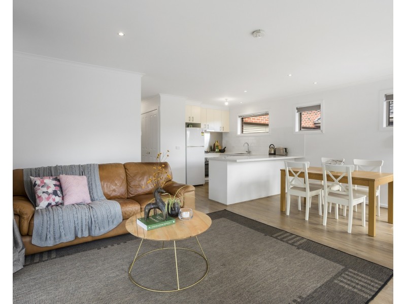 4/9-11 Hall Avenue, Altona Meadows VIC 3028