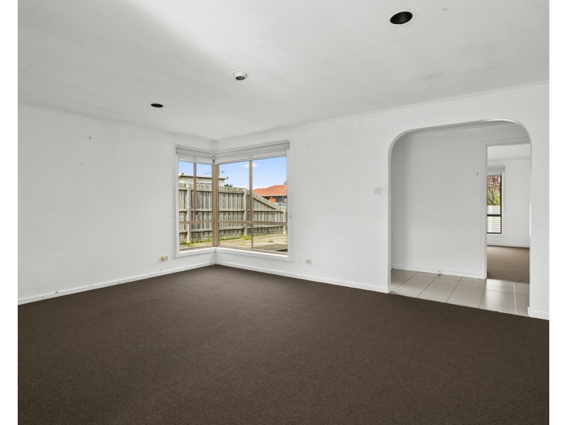 4 Carling Court, Altona Meadows VIC 3028