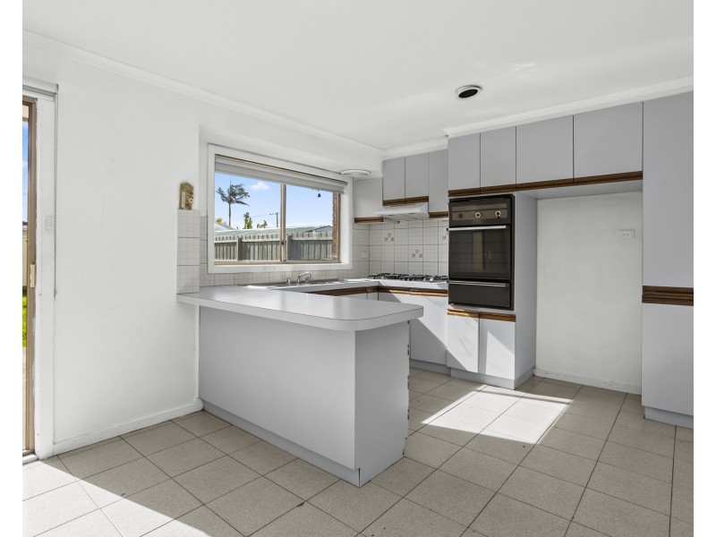 4 Carling Court, Altona Meadows VIC 3028