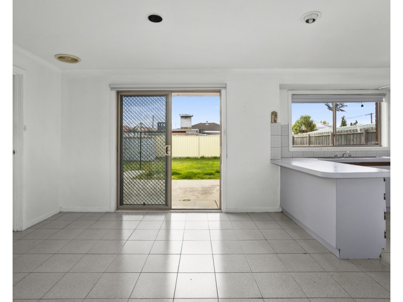 4 Carling Court, Altona Meadows VIC 3028