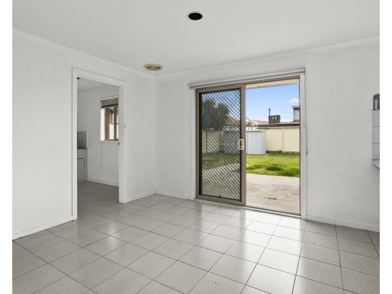 4 Carling Court, Altona Meadows VIC 3028