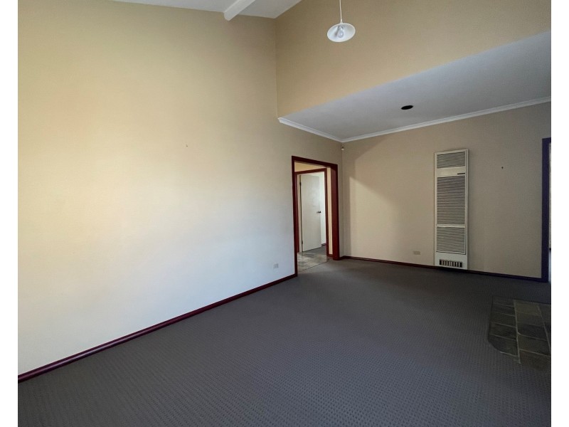 2/79 Orville Street, Altona Meadows VIC 3028