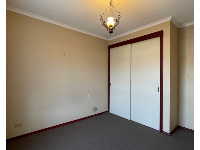 2/79 Orville Street, Altona Meadows VIC 3028