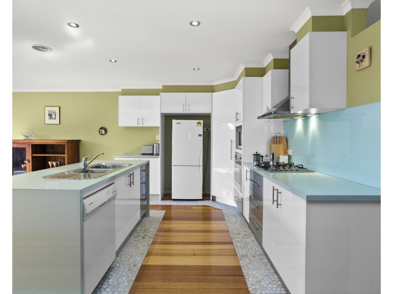 2/275 Queen Street, Altona VIC 3018