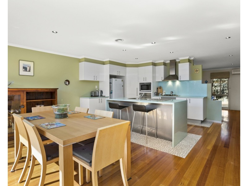 2/275 Queen Street, Altona VIC 3018