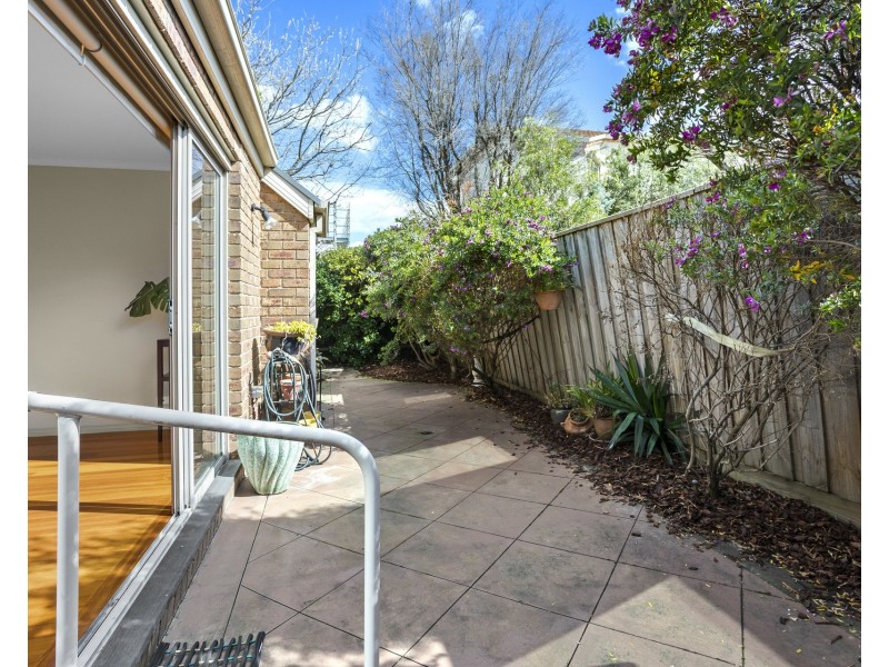 2/275 Queen Street, Altona VIC 3018