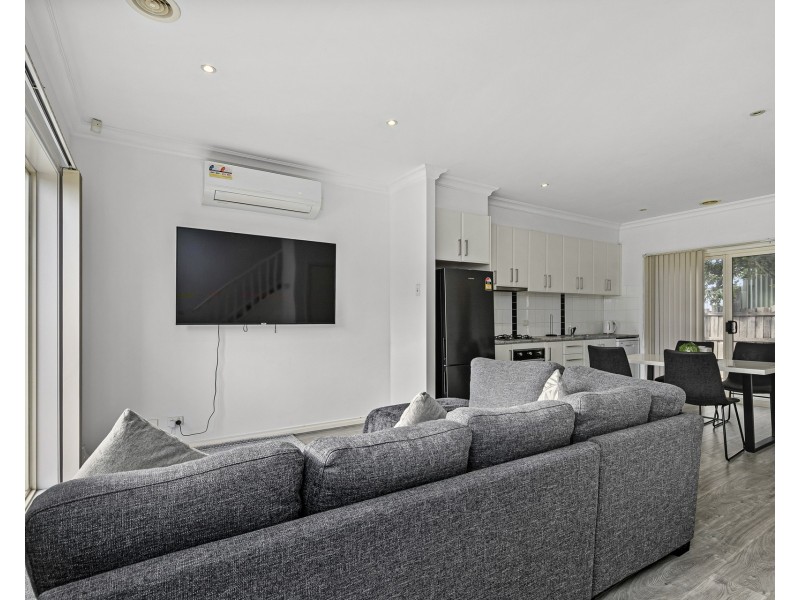 17 Balmoral Street, Laverton VIC 3028