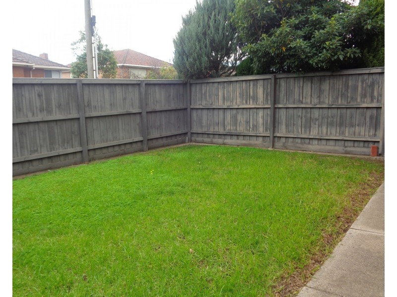 1/42 John Street, Altona North VIC 3025