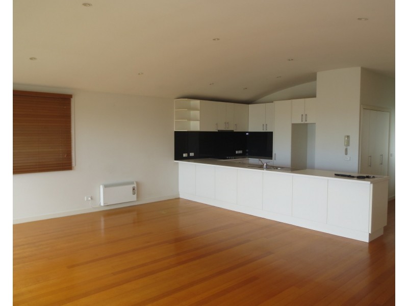 10/163 Queen Street, Altona VIC 3018