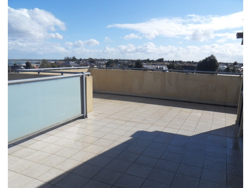 10/163 Queen Street, Altona VIC 3018