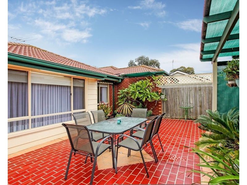61 Linnet Street, Altona VIC 3018