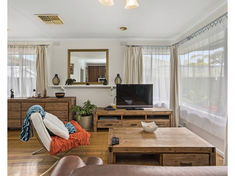 136 Grieve Parade, Altona VIC 3018