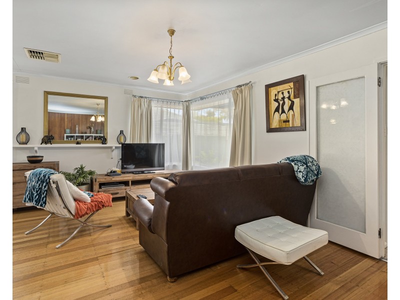 136 Grieve Parade, Altona VIC 3018
