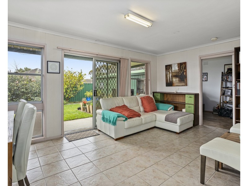 136 Grieve Parade, Altona VIC 3018