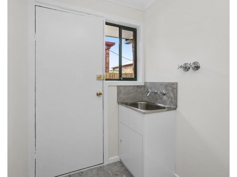 8 Nielsen Court, Altona Meadows VIC 3028