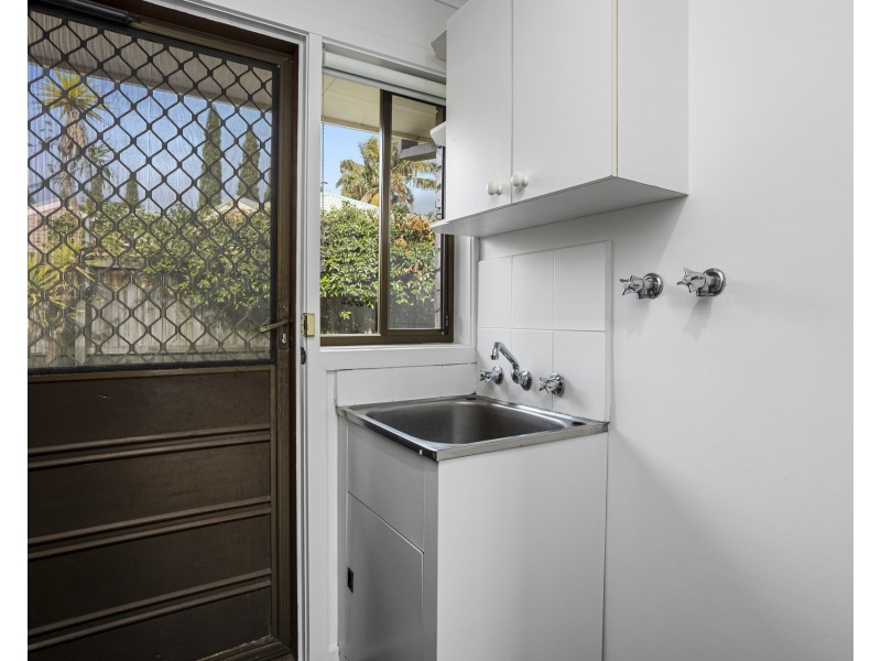 18 Waratah Street, Seaholme VIC 3018