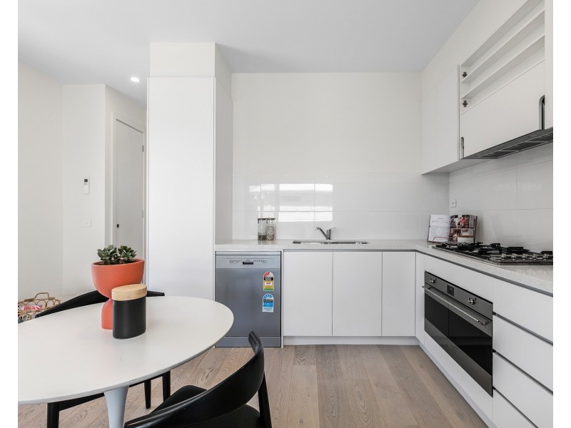 4/61 Davies Street, Altona VIC 3018