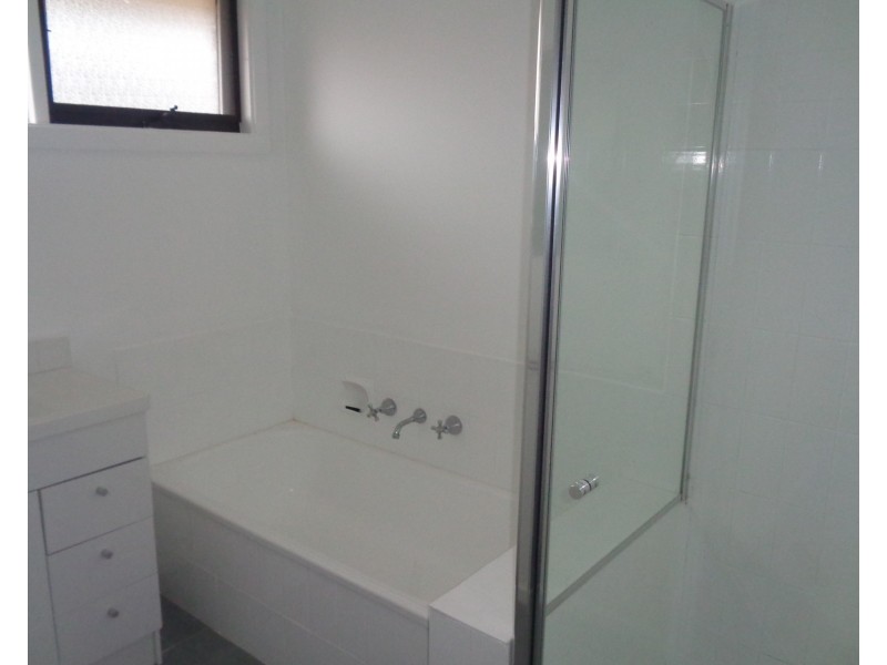 1/114 Blyth Street, Altona VIC 3018