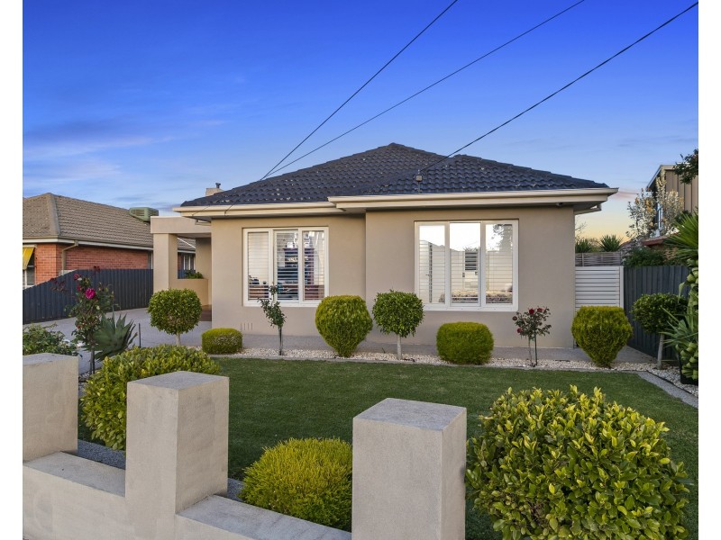 2 Pollard Court, Altona VIC 3018