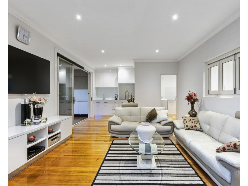 2 Pollard Court, Altona VIC 3018