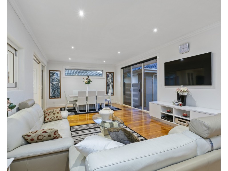 2 Pollard Court, Altona VIC 3018