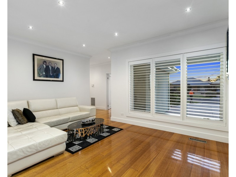 2 Pollard Court, Altona VIC 3018