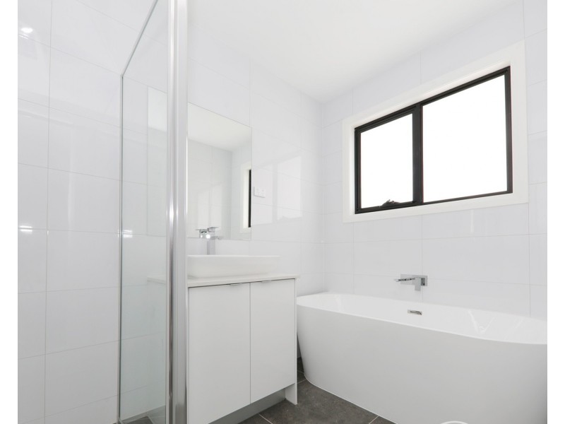 1 Farrington Avenue, Altona North VIC 3025