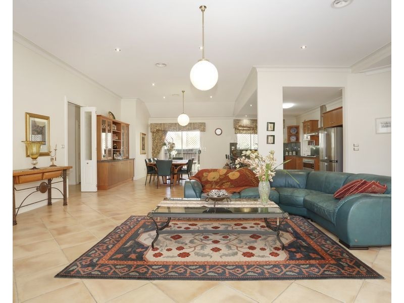 9 Delahunty Court, Altona Meadows VIC 3028