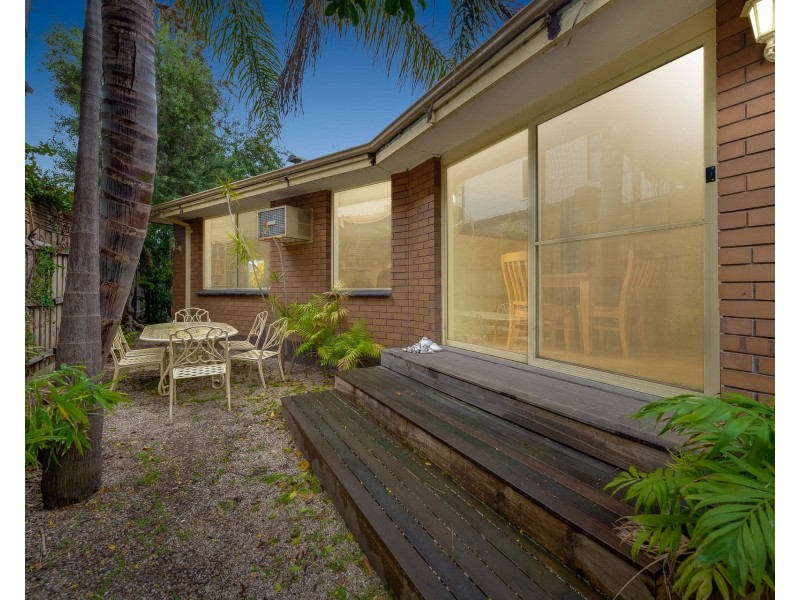 30 Noordenne Avenue, Seaholme VIC 3018