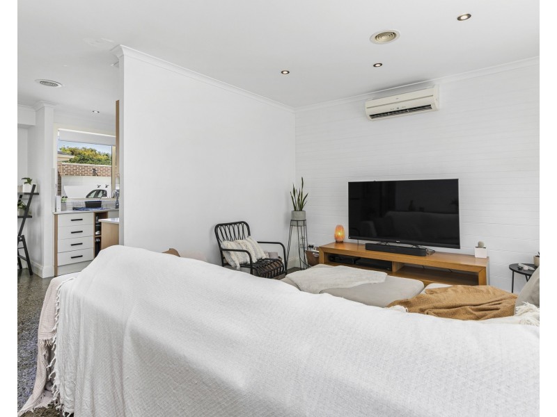 1/39 Victoria Street, Altona Meadows VIC 3028
