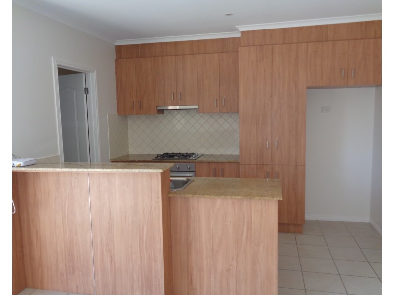 2/15 Webb Street, Altona VIC 3018