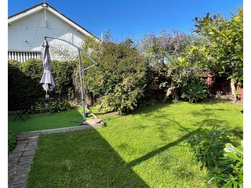 1/35 Bayview Street, Altona VIC 3018