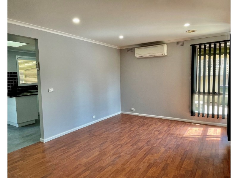 6 Edwards Drive, Altona Meadows VIC 3028