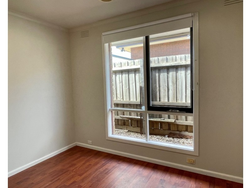 6 Edwards Drive, Altona Meadows VIC 3028