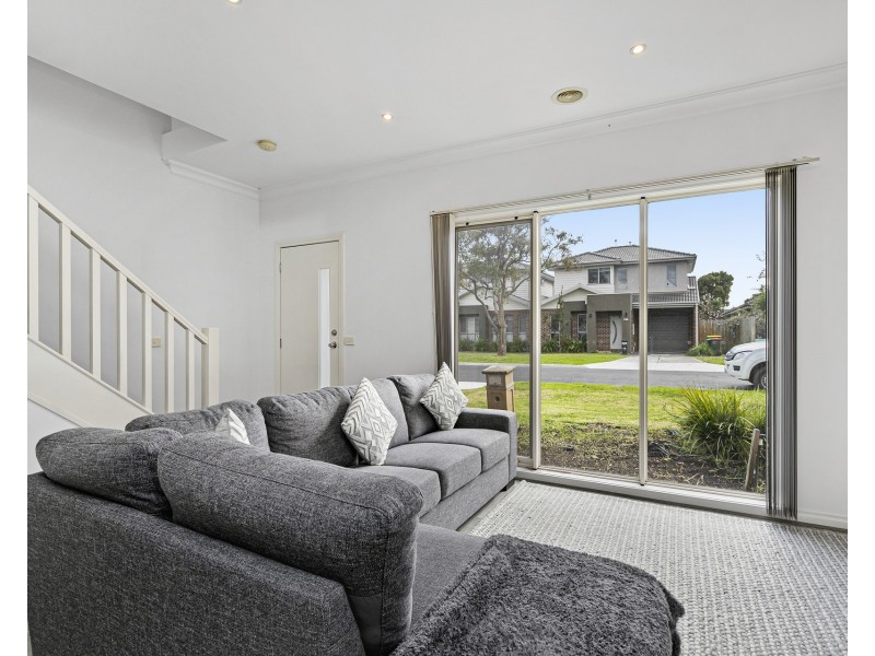 17 Balmoral Street, Laverton VIC 3028