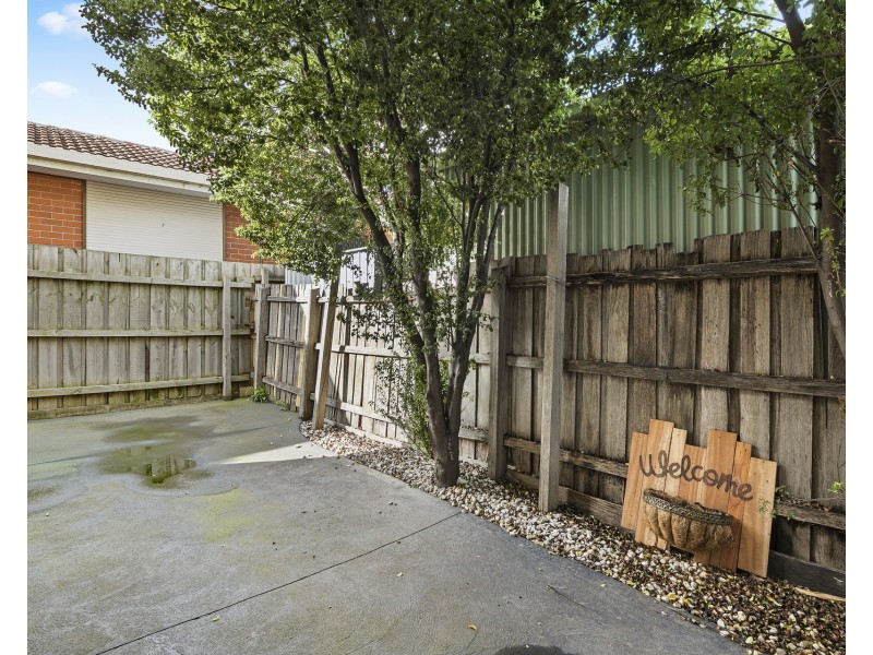 17 Balmoral Street, Laverton VIC 3028