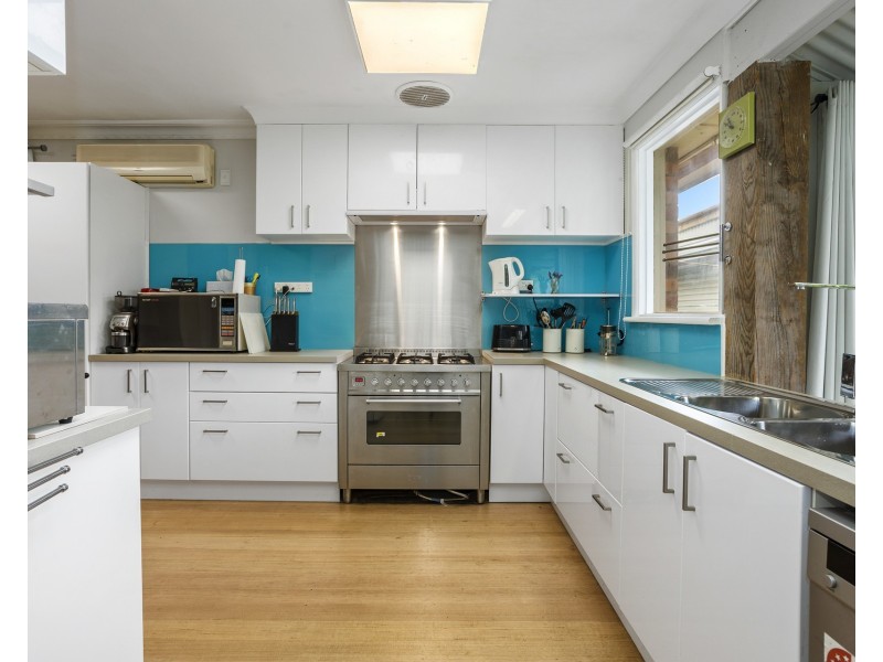 6 Karingal Street, Altona VIC 3018