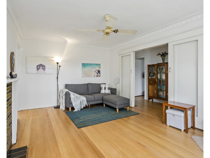 6 Karingal Street, Altona VIC 3018