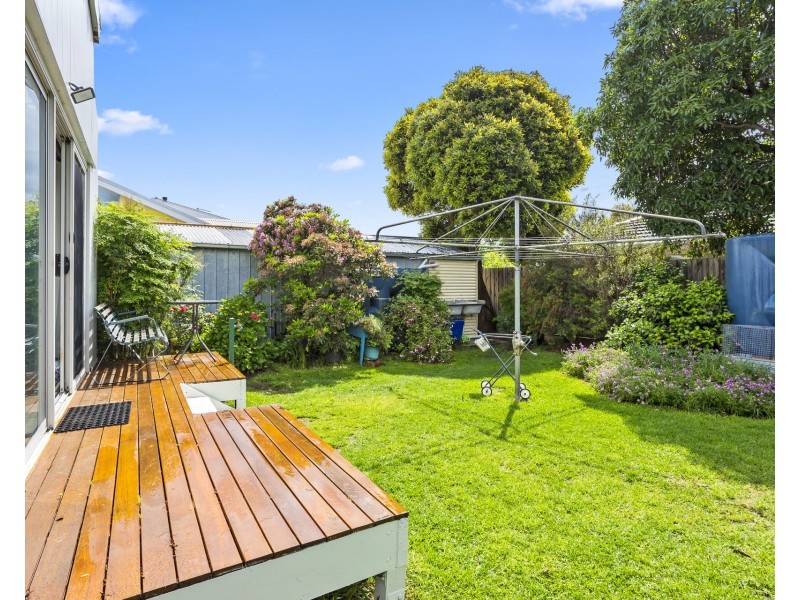 6 Karingal Street, Altona VIC 3018