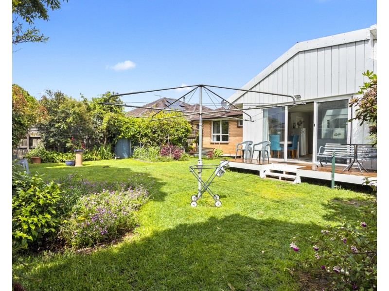 6 Karingal Street, Altona VIC 3018